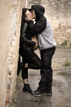 photo de grossesse sous la pluie azemard stephanie photographe Montpellier