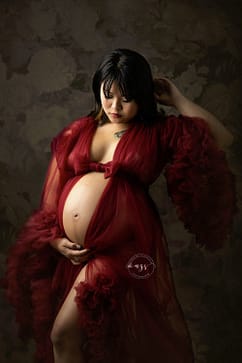 Portrait fine art femme enceinte 8 mois robe rouge Azemard Stéphanie meilleur photographe Montpellier(1)