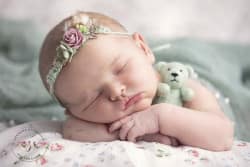 Photo de bébé par Azemard Stéphanie photographe Montpellier accessoire Lovely Smile Création