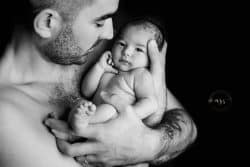 Photographie de nouveau-né à Montpellier par Stéphanie Azemard, spécialiste à la Clinique Clémentville