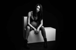 Séance-maternité-moderne-2022-Azemard-Stéphanie-meilleur-photographe-Montpellier-et-alentours