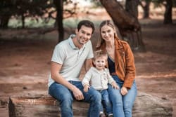 Séance-famille-en-exterieur-photographe-Montpellier-Azemard-Stéphanie-création-de-souvenir