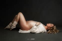 Femme-enceinte-9-mois-phtographe-maternité-Clément-ville-à-Montpellier-azemard-Stéphanie(1)
