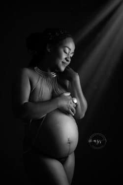 La plus belle femme africaine enceinte photo Azemard Stéphanie meilleur photographe de l'hérault