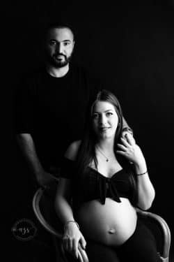 shooting-couple-azemard-Stéphanie-photographe-professionnel-en-maternité-Montpellier-Nimes-Vergeze